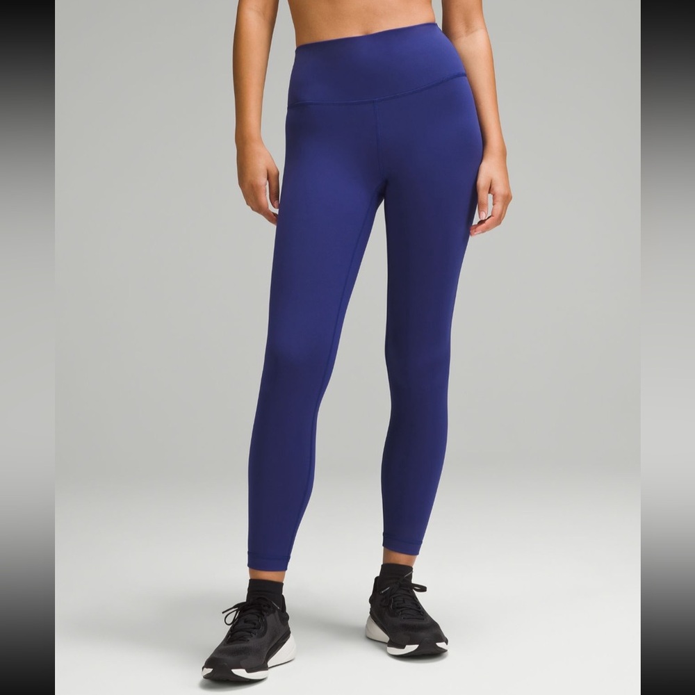 Lululemon Wunder Train 25” High-Rise Tight in Larkspur (Size 2)